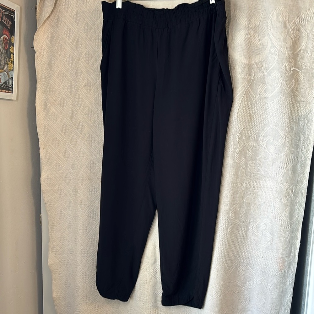 A new day 100% rayon black slacks